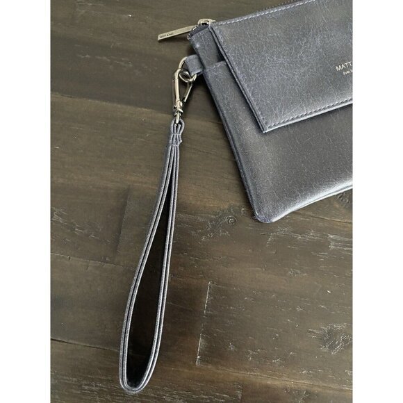 Matt & Nat Wristlet Vegan Leather Wallet Clutch Blue Removable Strap Distressed - Picture 9 of 12